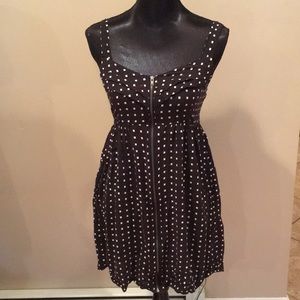 🍍Black and white dress🍍